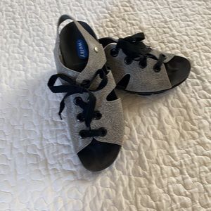 Lace Up Low- Platform Sandals